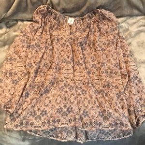 Cabi size xlarge blouse E4